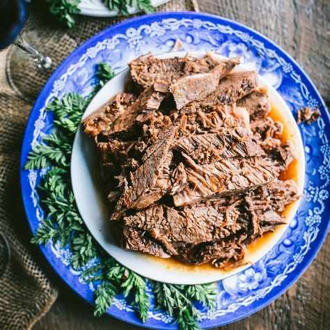 Jewish Brisket Recipe (Slow Cooker and Oven Instructions) Jewish Brisket Recipes, Jewish Brisket, Nail Ideas Trending, Passover Brisket, Beef Main Dishes, Chicken Breast In Air Fryer, Holiday Nail Ideas, Beef Tenderloin Recipes, Brisket Recipe