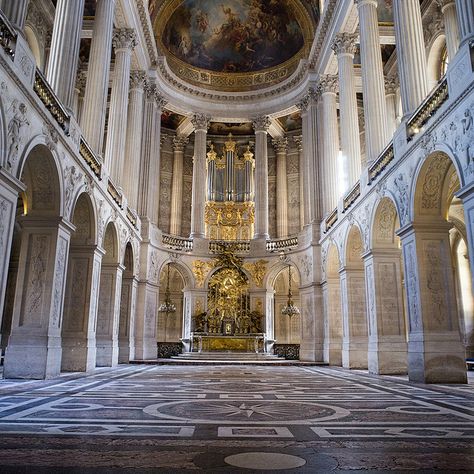 versailles throne room | Throne Room | Flickr - Photo Sharing! Disney Parque, Palace Interior, Castles Interior, Throne Room, Palace Of Versailles, Imperial Palace, Disney Studios, Beautiful Buildings, Versailles