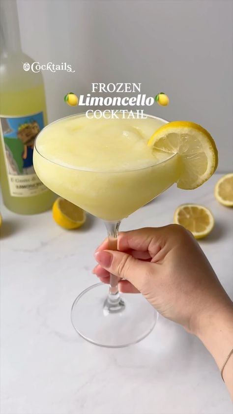 Cocktails (21+ to follow) | If you love citrus, you’re going to want to try this Frozen Limoncello Cocktail🍋✨ It’s smooth, refreshing, and absolutely delicious🤩 Tag a… | Instagram Limoncello Cocktail, Homemade Fruit Snacks, Limoncello Cocktails, Frozen Cocktail Recipes, Fruit Smoothie Recipes Healthy, Yummy Alcoholic Drinks, Lemon Sorbet, Best Party Food, Cocktail Drinks Recipes