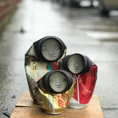 Cans Streets Art Waste Art, Soda Can Art, Art Galleries Design, Best Graffiti, First Drawing, Trash Art, Can Art, Found Object Art, Junk Art