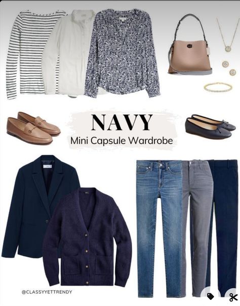 Navy Wardrobe, Navy Capsule Wardrobe, Sahm Style, Sharp Outfits, Mini Capsule Wardrobe, Clothes Basics, Navy Outfits, How To Have Style, Weekend Packing