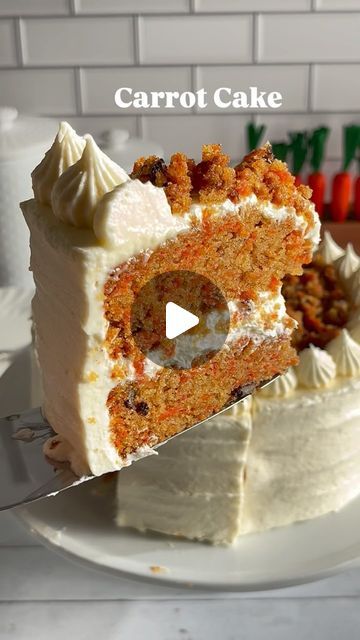 Saloni Mehta | Vegan & Eggless Baking on Instagram: "moist Carrot Cake with Cream Cheese Frosting! Recipe👇🥕 

two layers of moist and eggless carrot cake with a luscious cream cheese frosting! You can Make it vegan and dairy-free. I promise you no one will ever know that it is eggless and vegan! 

Carrot Cake Recipe: 🥕
Yield: 8” inch 2 layered Carrot Cake 

•270ml (1 cup + 1/3cup)  Milk ( non dairy unsweetened milk or any milk of choice)
•165g (2/3cup) Light Brown Sugar
•170g (2/3cup)Sugar (Cane Sugar / Castor Sugar)
•180ml (3/4cup)Vegetable Oil 
•2tsps Vanilla Extract 
•300g (2 cups+ 1/3cup)All Purpose Flour
•1+1/2tsp Baking Powder
•1 + 1/2tsp Baking Soda
•1 + 1/4tsp Cinnamon Powder
•1/4tsp Salt 
•300g (2cups + 1/2cup)Carrots ( peeled and grated, roughy 5-6 medium sized)
•70g (2/3cup) Layered Carrot Cake, Eggless Carrot Cake, Vegan Carrot Cake Recipe, Moist Carrot Cake, Baking Secrets, Moist Carrot Cakes, Postre Keto, Best Carrot Cake, Cooks Illustrated