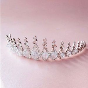 Cordelia Chase, Princess Allura, Crown Aesthetic, Tout Rose, Pastel Decor, Chandler Bing, Princess Aesthetic, Everything Pink, Tiaras And Crowns