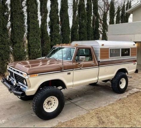 1979 Ford Truck, Big Ford Trucks, American Pickup Trucks, Vintage Pickup Trucks, Custom Pickup Trucks, Old Ford Trucks, Classic Ford Trucks, Old Pickup Trucks, Jacked Up Trucks