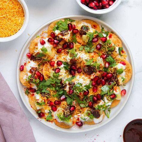 Papdi Chat Dahi Papdi Chaat, Salad Dressing Recipes Healthy, Pasta Salad Dressing, Diwali Food, Chaat Recipe, Mango Salad, Chaat Masala, Creamy Potato, Fusion Food