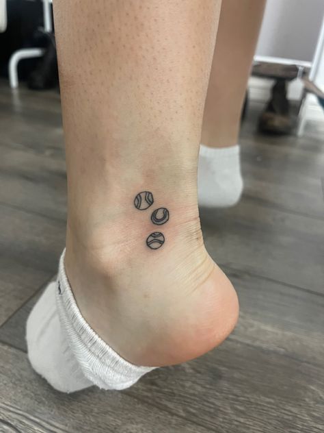 Tennis Ball Tattoo Dog, Tennis Tattoo Ideas, Tennis Ball Tattoo, Tennis Tattoo, Softball Tattoos, Simple Line Tattoo, Sport Tattoos, Circle Tattoo, Compass Tattoo Design