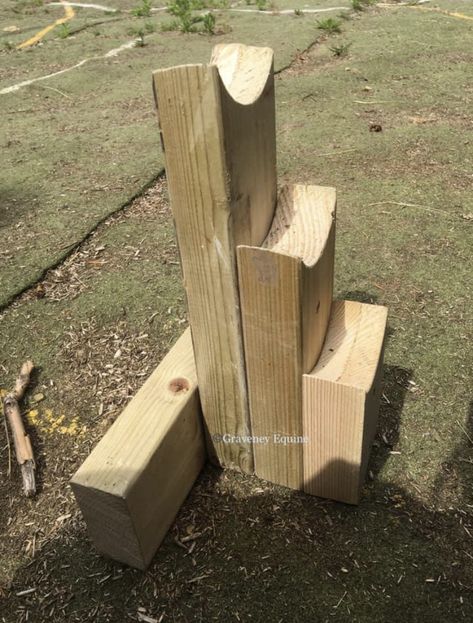 Horse Obstacles Ideas, Diy Horse Jump Standards, Trail Obstacles For Horses Diy, Horse Jump Diy, Cavaletti Diy, Horse Jump Ideas Diy, Diy Horse Obstacles, Gallop Track, Homemade Horse Jumps