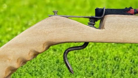 Sling Shots, Wooden Slingshot, Sling Bow, Diy Slingshot, Sling Shot, Bulldog Breeds, Backyard Fun, Craft Diy, How To Make Bows