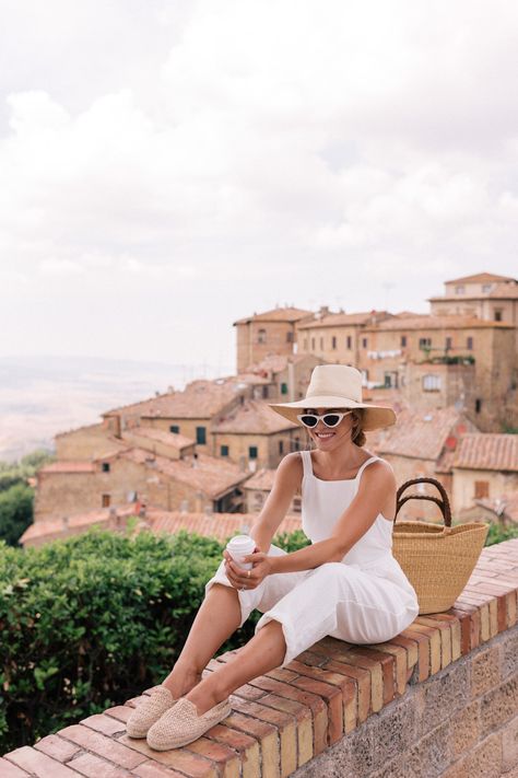 Tuscany For Our Anniversary Part 1. | Gal Meets Glam Travel Outfit Plane, Style Parisienne, Julia Berolzheimer, Our Anniversary, Europe Outfits, Italy Outfits, Gal Meets Glam, Italian Summer, Vacation Outfits