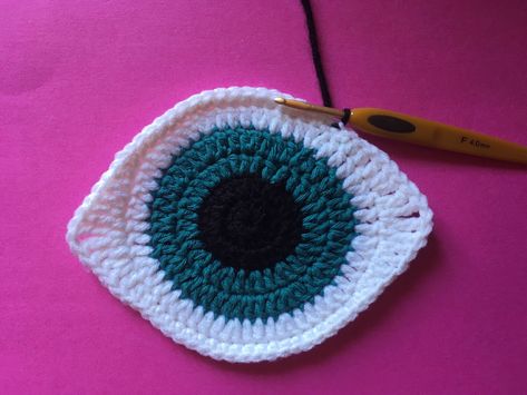 Talisman Eye Crochet Pattern Eye Crochet Pattern, Eye Crochet, Crochet Eyes, Hula Hoops, Mode Crochet, Easy Crochet Projects, Double Crochet Stitch, Crochet Flower Patterns, Crochet Applique