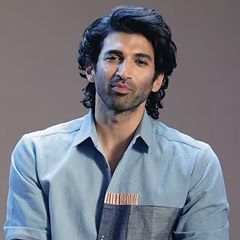 Aditya Roy Kapoor Malang Look, Aditya Roy Kapoor, Vidyut Jamwal, Roy Kapoor, Robert Downey Jr Iron Man, Vicky Kaushal, Bungalow Exterior, Bird Aviary, Long Hairstyle