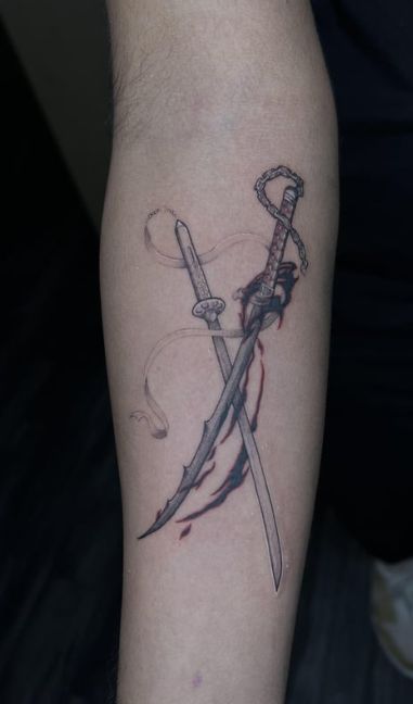 Bleach Tatoos Ideas, Bleach Tattoo Design, Bleach Tattoo Ideas, Bleach Swords, Ichigo Rukia, Bleach Tattoo, Renji Abarai, Ichigo And Rukia, Bleach (anime)