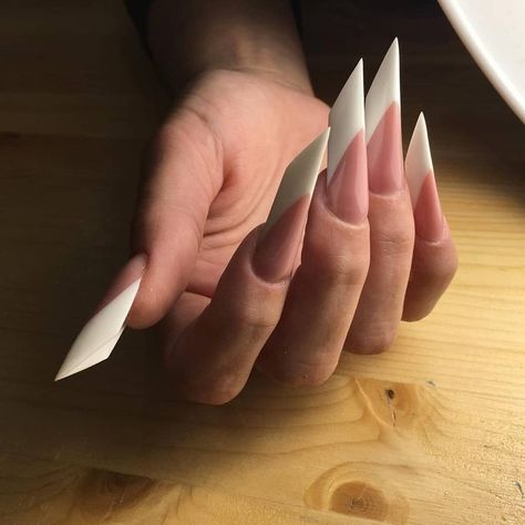 Catwoman Nails, Saweetie Nails, Nail Painting Tips, Baby Boomer Nails, Reverse French, Baby Boomers Nails, Sharp Nails, Edge Nails, Matte Nail Polish