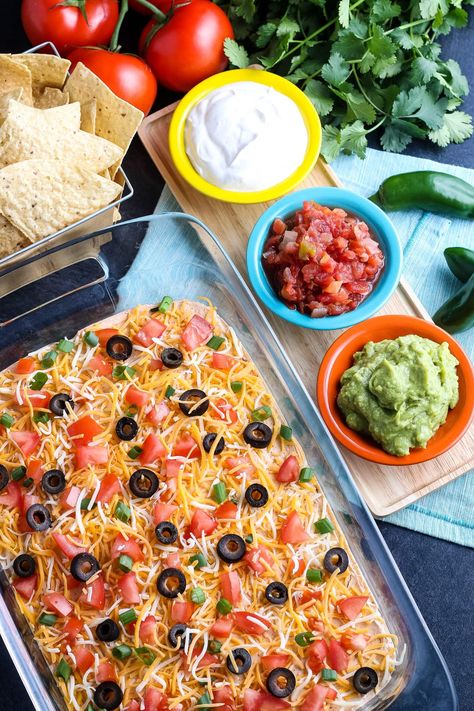 Gluten Free Crowd Pleasers, Taco Dip Layered, Cold Taco Dip, Taco Salad Dip, Simple Party Food, Gluten Free Dips, Nye 2024, Layered Taco, Gluten Free Party Food