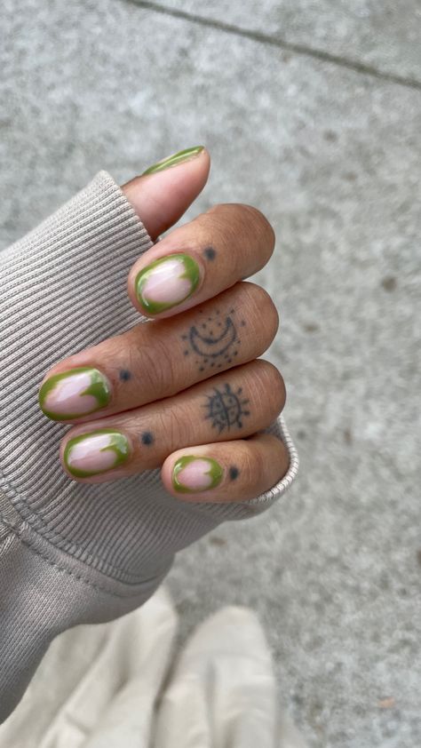 matcha nailart Strawberry Matcha Nails, Matcha Nail, Matcha Nails, Strawberry Matcha, Minimalist Nails, Steven Universe, Nail Inspo, Matcha, Gel Nails