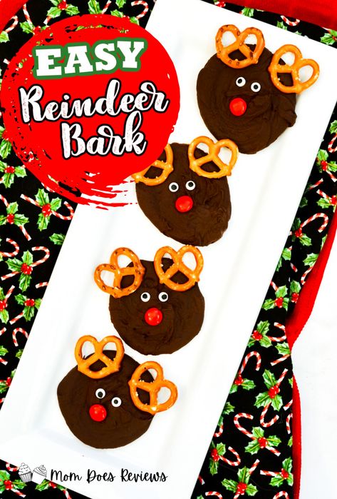 How to Make Chocolate Reindeer Bark - Mom Does Reviews Reindeer Bark, Chocolate Reindeer, Edible Eyes, Candy Alternatives, Bark Recipe, Simple Food, Festive Holiday Decor, Edible Glitter, Sweet Escape