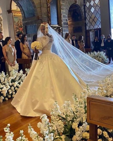 Catholic Wedding Dresses, Jasmin Tookes, Church Wedding Dress, Jasmine Wedding, Catholic Wedding Ceremony, Orthodox Wedding, Jasmine Tookes, Catholic Wedding, Magical Wedding