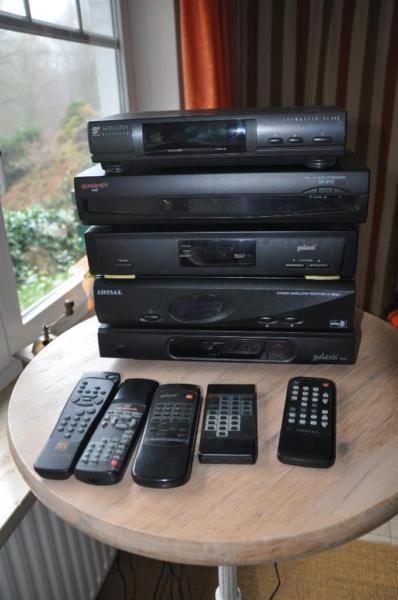 old satellite receiver Satellite Receiver, Audio Mixer, Electronics