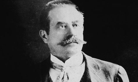 Stanford White, Killed in a Jealous Rage:  Stanford White was an important Gilded Age architect who worked with Henry Hobson Richardson and the firm McKim, Mead & White. Hands Behind Back, Iconic Houses, Stanford White, Famous Architects, Gilded Age, The Architect, High Society, Mead, White Houses