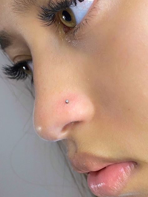 Nose Piercing Stud Ideas, Delicate Nose Piercing, Desi Nose Piercing, Girls With Nose Piercing, Nose Piercing Aesthetic, Small Nose Piercing, Nose Peircing, Dream Piercings, Dimple Piercing