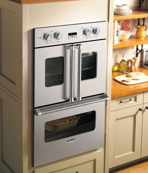 Viking VDOF730 30 Inch Double Electric French Door Oven with 4.7 cu. ft. Vari-Speed Dual Flow Convection Ovens, 11 Cooking Modes, Infrared Broiler, Meat Probe, Rapid Preheat and Self Clean with Steam French Door Wall Oven, French Door Oven, Double Electric Wall Oven, Viking Range, Double Ovens, House Design Trends, Viking Appliances, Outdoor Kitchen Appliances, Double French Doors