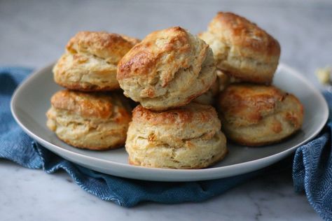 Buttermilk Biscuits Biscuits For A Crowd, Erin Mcdowell, Crowd Breakfast, Bread Types, Fried Chicken Dinner, Buttermilk Biscuits Recipe, Making Breakfast, Biscuits Recipe, Pot Pies Recipes