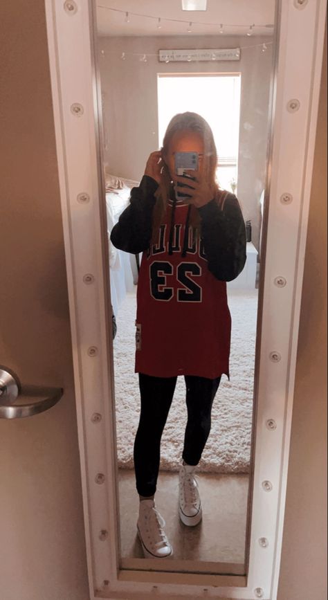 Nba Game Fits Women, Jersey Outfit Leggings, Long Sleeve With Jersey Outfit, Hoodie With Jersey Outfit, Basketball Jersey Outfit Women Winter, Jordan Jersey Outfit, Basketball Jersey Over Hoodie Outfit, Nba Jersey Outfit Woman, Cute Jersey Outfits For Women