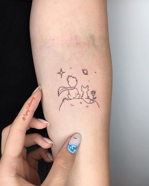 Hanna Tattoo, Little Prince Tattoo, Prince Tattoos, Inspiration Tattoos, Cute Tiny Tattoos, Fox Tattoo, Modern Tattoos, Discreet Tattoos, Disney Tattoos