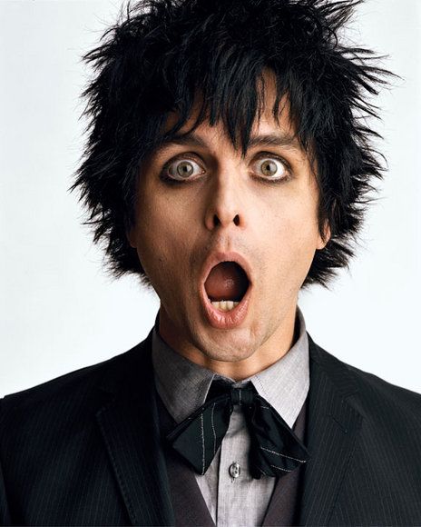 Green Day’s Billy Joe Armstrong Green Day Tattoo, Amor Emo, Billy Joe Armstrong, Flippy Hair, Green Day Billie Joe, Emo Love, Tré Cool, Emo Memes