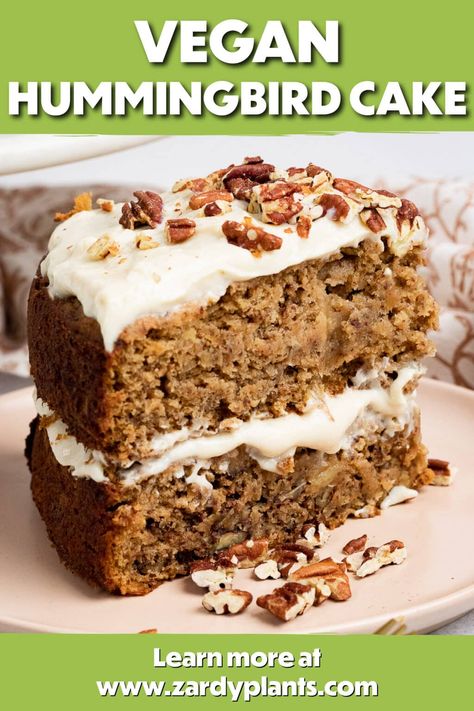 Sweet, fruity, and fluffy, this Vegan Hummingbird Cake is delicious and easy to make. Everyone will beg for another slice of this tender cake. Vegan Hummingbird Cake, Vegan Sweets Recipes, Vegan Mug Cakes, Bird Cake, Hummingbird Cake, Easy Vegan Dessert, Vegan Chocolate Cake, Vegan Pie, Bird Cakes