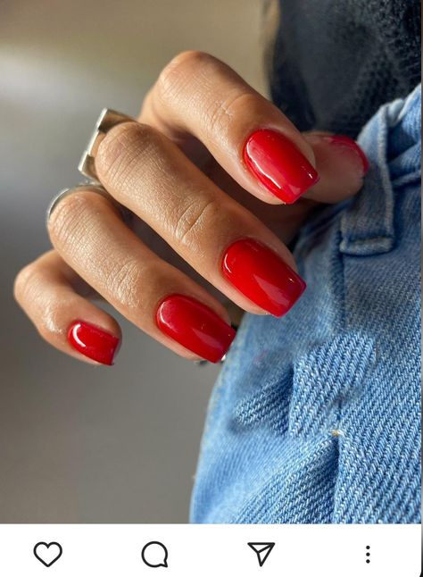 Bright Red Nails Short, Squoval Red Nails, Red Summer Nails 2024, Red Squoval Nails, Short Square Red Nails, Short Nails Red, Red Square Nails, Red Nails Summer, Valentines Nail Ideas