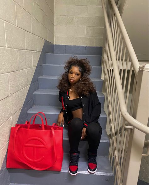 Large red telfar bag , red 11s, black leggings ( shien) black crop top ( shien) Black N Red Outfits, Telfar Large Bag Outfit, Small Tote Bag Outfit, Red And Black Ones Outfit, Large Telfar Bag Outfit, Black Leggings And Crop Top Outfits, Red And Black Outfits Black Women, Black Crop Top Outfit Baddie, Red Purse Outfit Black Women