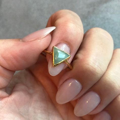 Spiritual Communication, Wearing Rings, Enamel Rings, Unique Gold Jewelry Designs, Triangle Ring, Jewellery Rings, Clear Communication, Golden Earrings, Golden Ring