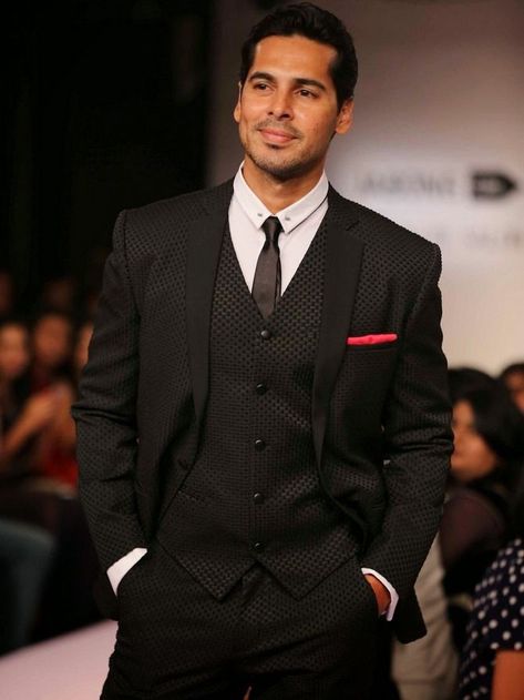 Wedding Guest Outfits For Men, Dino Morea, Indian Wedding Guest, Wedding Guest Outfits, Mens Fashion Sweaters, Mens Fashion Wedding, Indian Designer Suits, Mens Fashion Simple, Mens Fashion Blazer