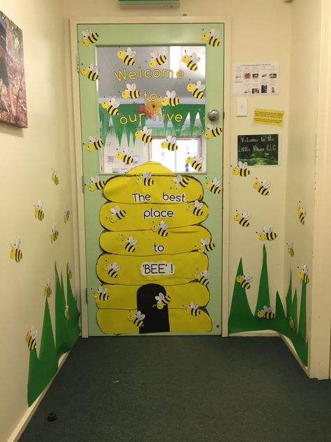 The Best Place To Bee Classroom Door, Bee Door Decorations Classroom, Bee Classroom Door Ideas, Welcome Door Classroom, Insects Theme Classroom, Welcome To Our Classroom, Bee Classroom Decor, Halloween Decoration Party, Welcome To Our Hive