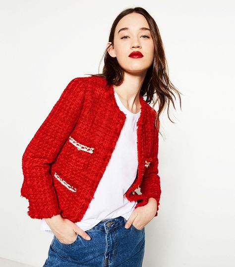 What to Wear to a Summer Wedding If You Think Floral Dresses Are the Worst via @WhoWhatWearUK Tweed Blazer Outfit, Red Jacket Outfit, Zara Tweed Jacket, Red Tweed Jacket, Tweed Jacket Outfit, Chanel Style Jacket, Red Blazer Jacket, Look Formal, Blazer Jackets For Women