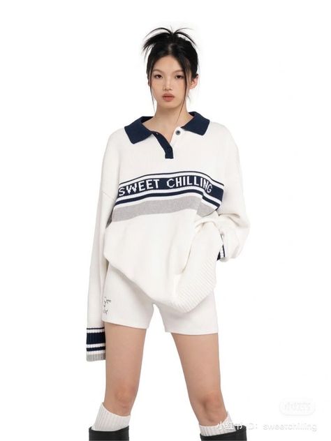 Sweet Chilling, Sweater Shorts, 2000s Japanese Fashion, Clueless Outfits, Practice Outfits, 90s Fashion Outfits, Collar Sweater, Sporty Outfits, Fashion Design Clothes