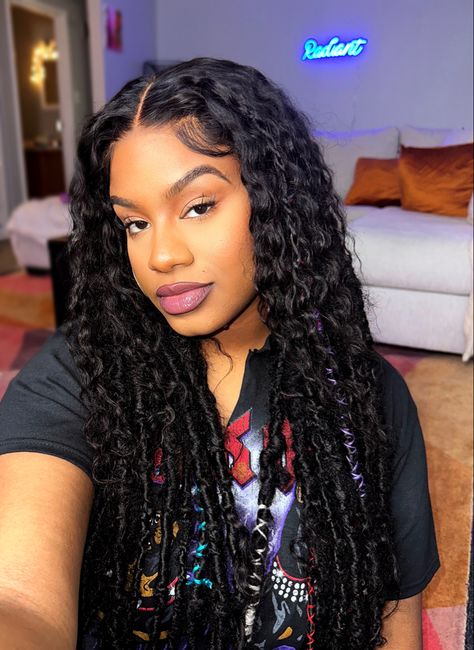 Teyana Taylor inspired hairstyles Braids And Loose Hair, Teyana Taylor Boho Locs, Teyana Taylor Faux Locs, Curly Wig With Locs Added, Weave And Locs, Locs With Bundles, Sew In With Locs, Locs With Loose Hair, Haitian Locs