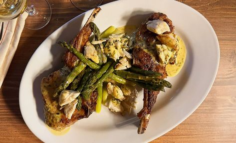 Veal Oscar with Béarnaise Sauce Recipe | Exquisite Milk-Fed Veal Chops Veal Oscar, Veal Chop Recipes, Sunday Roast Beef, Veal Chops, Oscar Food, Béarnaise Sauce, Wagyu Beef Steak, Salad Recipes With Bacon, Cheddar Mashed Potatoes