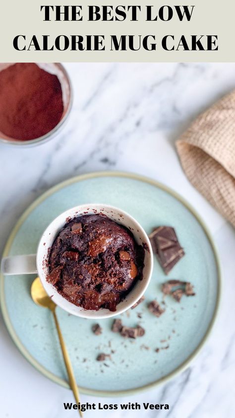 This is the best low calorie chocolate cake for weight loss, a weight loss journey and its one of my all time favourite weight loss foods! Low Calorie Mug Cake, Applesauce Brownies, Chocolate Mug Cake Recipe, Low Calorie Chocolate, Mug Cake Recipe, Chocolate Mug Cake, Brownie In A Mug, 100 Calorie, Calorie Recipes