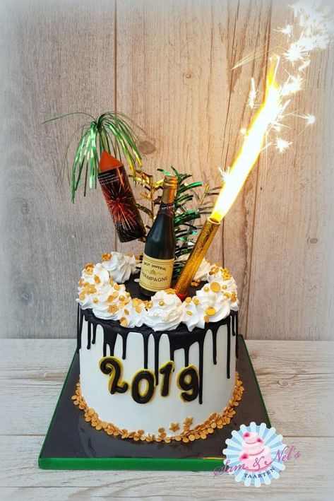 New Year Cake Design 2024, New Year Cake Design 2023, New Years Eve Cake Ideas, New Years Cake Decorating, Happy New Year Cake Ideas, Happy New Year Cake Design, New Year Theme Cake, New Years Cake Ideas, New Year Cake Design