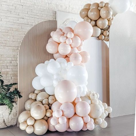 Nude Pink Balloon Garland, Pink Peach White Balloon Garland, Pink White And Cream Balloons, Pink And White Baby Shower Ideas, Pink And White Balloon Arch, Blush Balloon Garland, Boho Balloon Garland, Decoration Of Living Room, Blush Balloons