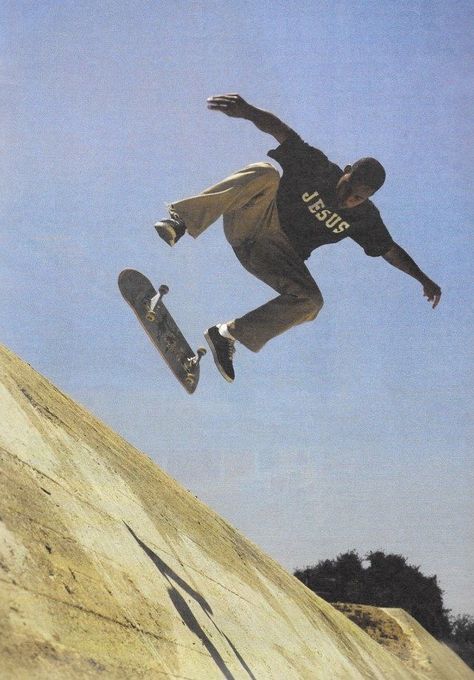 Ray Barbee, Skate Photography, Skate Vibes, Skateboard Photos, Skateboard Pictures, Skate Aesthetic, Skateboard Aesthetic, Skate Photos, Skater Vibes