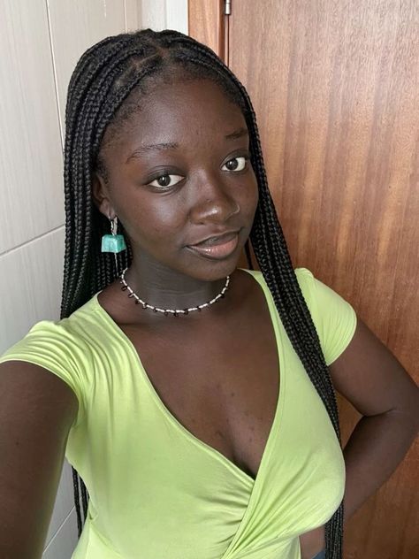 Viv Vision, Pretty Dark Skin, Protective Hairstyles Braids, Dark Skin Beauty, Black Femininity, Dark Skin Women, Baddie Hairstyles, Black Beauty, Cute Makeup