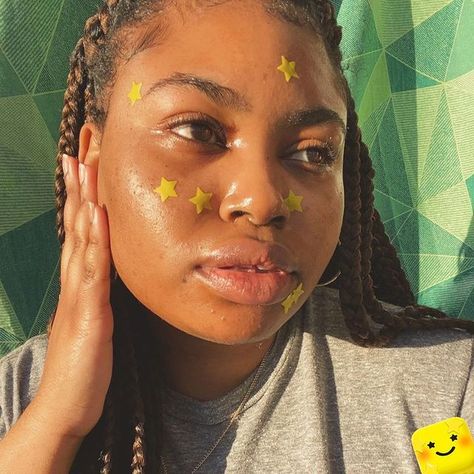 Star Patches Acne Aesthetic, Hydro Stars, Acne Positivity, Cute Skincare, Skincare Ideas, V Cute, Vegan Brands, Star Stickers, Brand Board