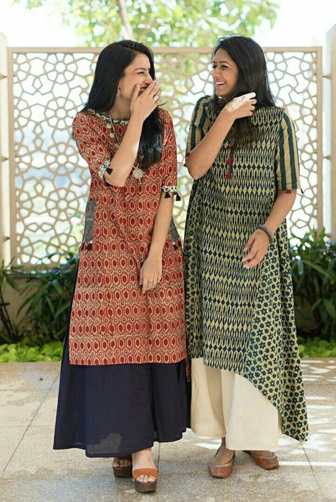 Pinterest: @cutipieanu Desi Outfits, Simple Kurti Designs, Long Kurti Designs, Salwar Kamiz, Cotton Kurti Designs, Kurti Designs Party Wear, Kurta Designs Women, Indian Attire, Indo Western