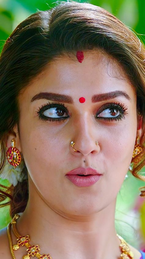 Nayanthara Face, Nayanthara Hairstyle, Actress Hairstyles, Bridal Hair Buns, Actress Without Makeup, Beauty Face Women, Beautiful Smile Women, Beauty Face, Nose Ring