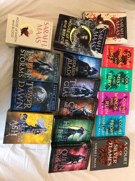 sarah j maas Acotar Collectors Edition, Sarah J Maas Book Covers, Sjm Bookshelf, Sarah J Maas Universe, Sara J Maas Books, Sarah J Maas Books In Order, Acotar Books, Romantasy Books, Author Dreams