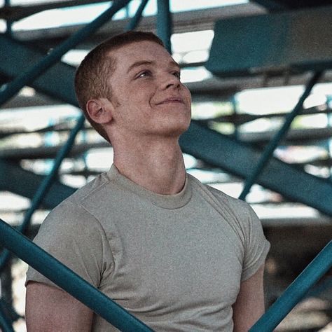 Camoren Monaghan, Shameless Ian Gallagher, Shameless Actors, Cameron Monaghan Shameless, Shameless Season 5, Shameless Season 2, Shameless Ian, Tim Curry Rocky Horror, Shameless Show