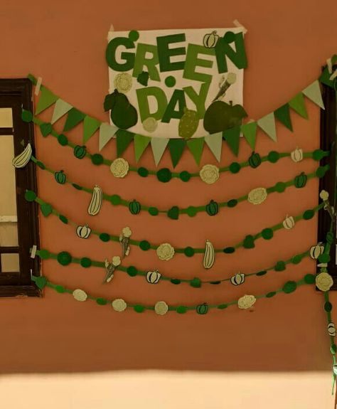 montesseri classes celebrating green day decoration ideas. Green Color Day Celebration In School, Green Day Chart For School, Green Day Board Decoration For Preschool, Green Day Celebration In School, Green Day Celebration Ideas In Preschool, Green Day Decorations For Kindergarten, Green Day Ideas For Preschool, Green Colour Day Decoration In School, Green Day Activity For Preschool